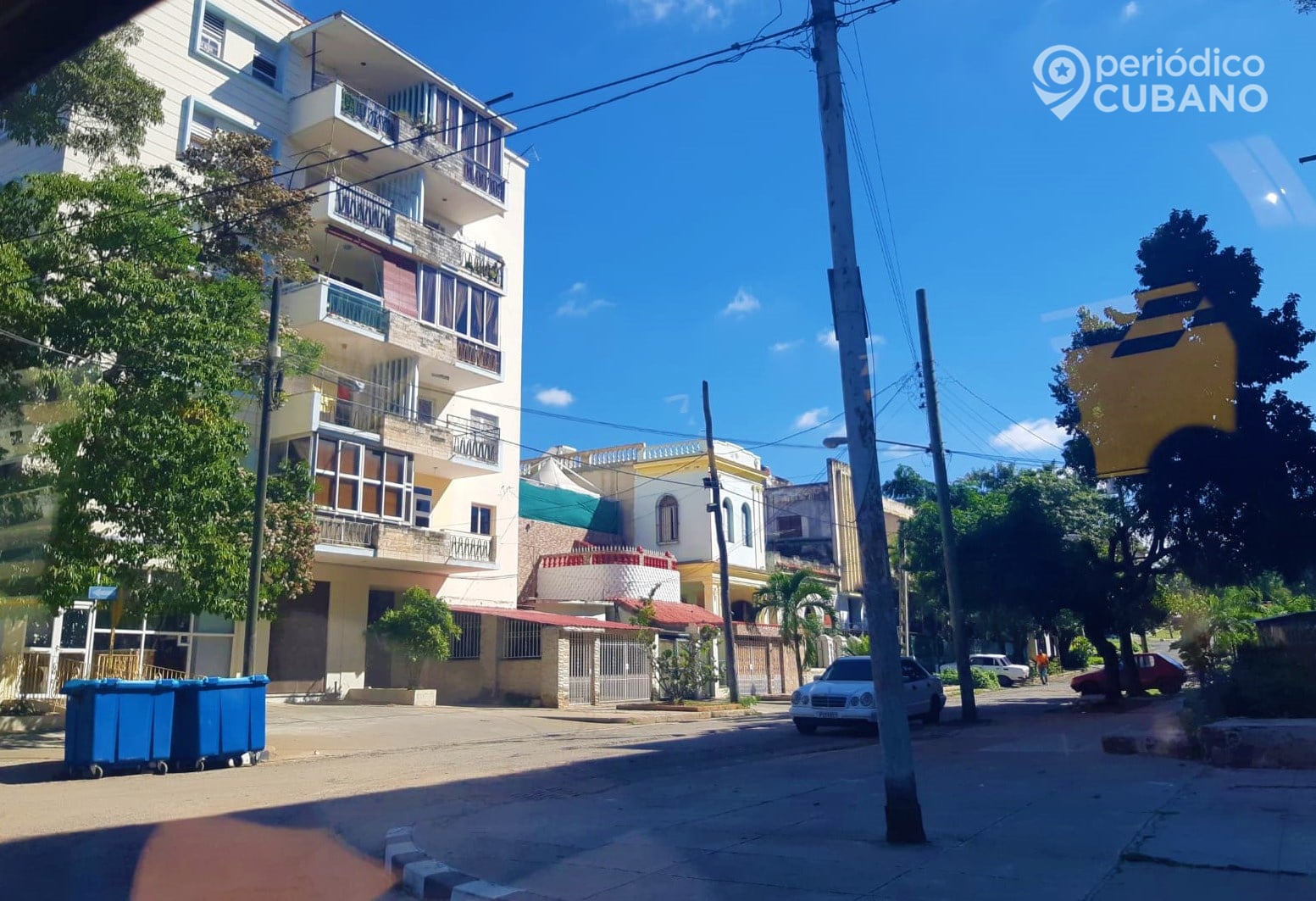 Cubanos en el exterior podrían perder su domicilio registrado en Cuba