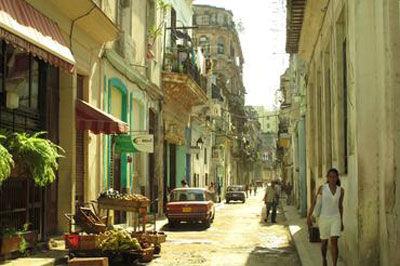 Con 15 años de retraso, Cuba estrena su primer Wi-Fi pública